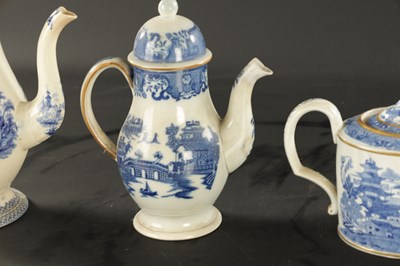 Lot 289 - THREE LATE 18TH CENTURY ENGLISH PORCELAIN TEAPOTS AND TWO PEARLWARE COFFEE POTS