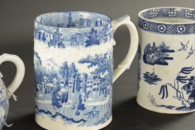 Lot 45 - A LATE 18TH CENTURY ENGLISH PEARLWARE TEA CADDY