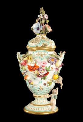 Lot 212 - AN EARLY 19TH CENTURY MINTON PORCELAIN VASE IN THE MEISSEN STYLE PAINTED WITH FLOWERS