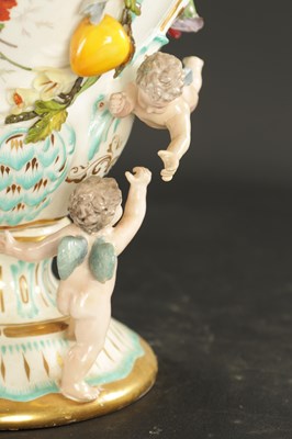 Lot 212 - AN EARLY 19TH CENTURY MINTON PORCELAIN VASE IN THE MEISSEN STYLE PAINTED WITH FLOWERS