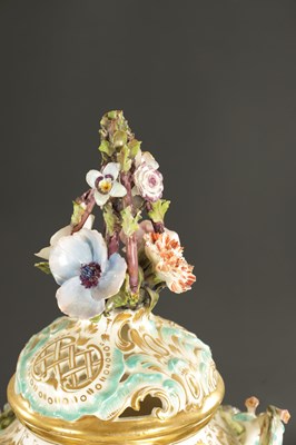 Lot 212 - AN EARLY 19TH CENTURY MINTON PORCELAIN VASE IN THE MEISSEN STYLE PAINTED WITH FLOWERS