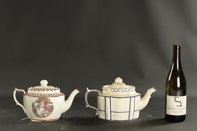 Lot 150 - AN EARLY 19TH CENTURY CASTLEFORD FELSTHAPIC TEAPOT AND A HARLEY OF LONGTON TEAPOT