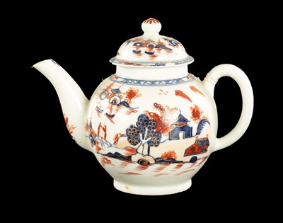 Lot 397 - A LATE 18TH CENTURY LOWESTOFT TEAPOT