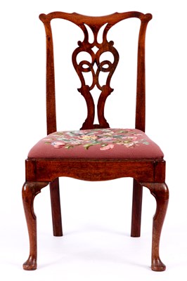 Lot 890 - A GEORGE I WALNUT SIDE CHAIR with vase shaped...