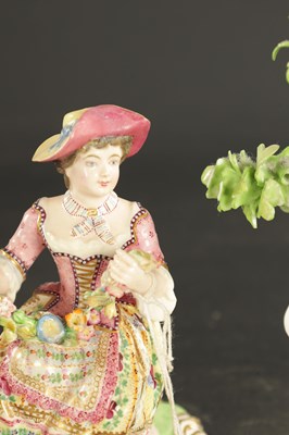 Lot 24 - A MID 19TH CENTURY MINTON PORCELAIN FIGURE OF A GIRL