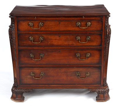 Lot 907 - A GOOD GEORGE III STYLE MAHOGANY DRESSING...