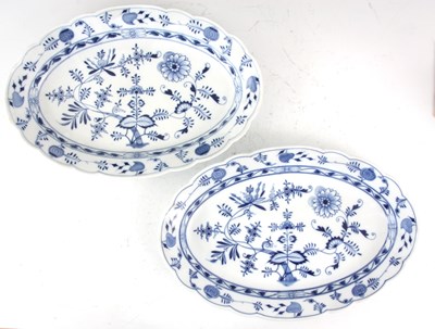 Lot 91 - A LARGE PAIR OF MEISSEN BLUE AND WHITE OVAL...