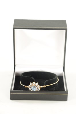 Lot 492 - A 9CT GOLD BRACELET