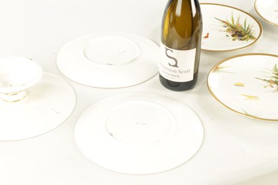 Lot 261 - A ENGLISH PORCELAIN PART DESSERT SERVICE CIRCA 1870