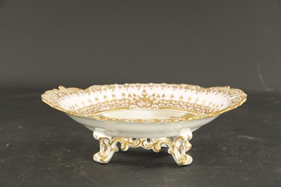 Lot 127 - A COPELAND AND GARRET PORCELAIN COMPORT CIRCA 1840