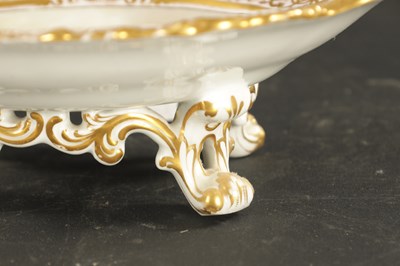Lot 127 - A COPELAND AND GARRET PORCELAIN COMPORT CIRCA 1840