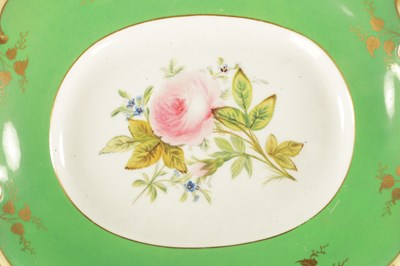 Lot 160 - TWO PAIRS OF EARLY 19TH CENTURY COALPORT SHELL SHAPED DISHES