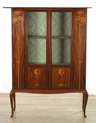 Lot 1339 - AN ARTS & CRAFTS PERIOD MAHOGANY INLAID DISPLAY CABINET BY THE BATH CABINET MAKERS LTD