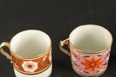 Lot 58 - A SPODE COFFEE CAN AND SAUCER TOGETHER WITH FOUR COFFEE CANS