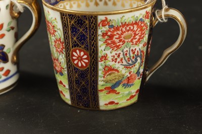 Lot 206 - A COLLECTION OF FOUR CHAMBERLAIN WORCESTER COFFEE CANS WITH IMARI DECORATION CIRCA 1800