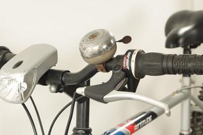 Lot 745 - A RALEIGH ATTITUDE MOUNTAIN BIKE