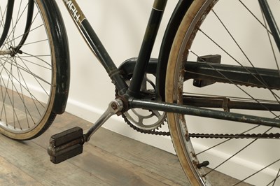Lot 746 - A VINTAGE TRIUMPH TRAFFIC MASTER BICYCLE