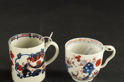 Lot 325 - TWO PIECES OF MID 18TH CENTURY ENGLISH PORCELAIN