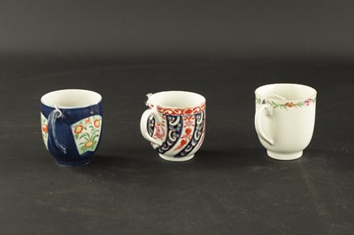 Lot 97 - THREE WORCESTER PORCELAIN COFFEE CUPS CIRCA 1770