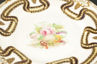 Lot 73 - TWO DAVENPORT PORCELAIN PLATES WITH FOUR ENGLISH PLATES OF VARIOUS DECORATION CIRCA 1830