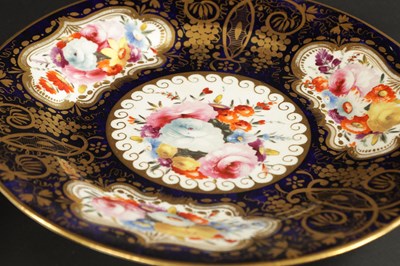 Lot 73 - TWO DAVENPORT PORCELAIN PLATES WITH FOUR ENGLISH PLATES OF VARIOUS DECORATION CIRCA 1830