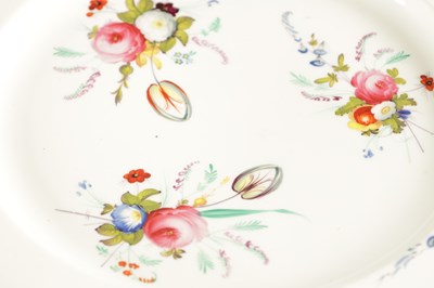 Lot 73 - TWO DAVENPORT PORCELAIN PLATES WITH FOUR ENGLISH PLATES OF VARIOUS DECORATION CIRCA 1830