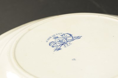 Lot 174 - A LARGE EARLY 19TH CENTURY PEARLWARE BOWL