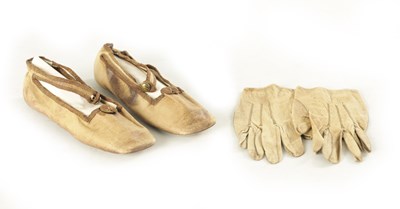 Lot 697 - A PAIR OF EARLY CHILD’S SHOES AND A PAIR OF SIMILAR CHILD’S GLOVES