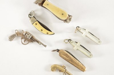 Lot 293 - A COLLECTION OF MINIATURE FOLDING KNIVES AND FOBS