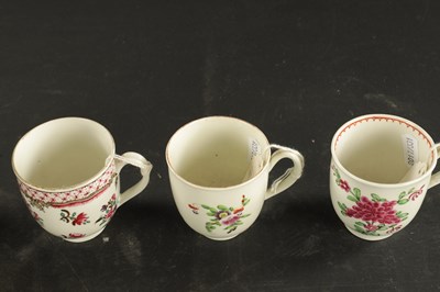 Lot 103 - THREE WORCESTER COFFEE CUPS CIRCA 1770