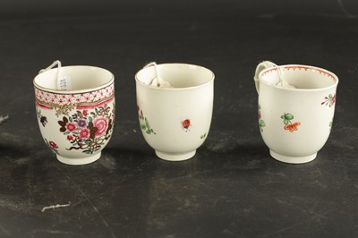 Lot 103 - THREE WORCESTER COFFEE CUPS CIRCA 1770