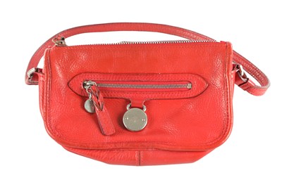 Lot 674 - A MULBERRY RED LEATHER SHOULDER BAG