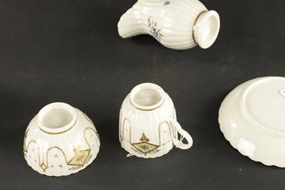 Lot 301 - A RARE CAUGHLEY PORCELAIN TRIO CIRCA 1780