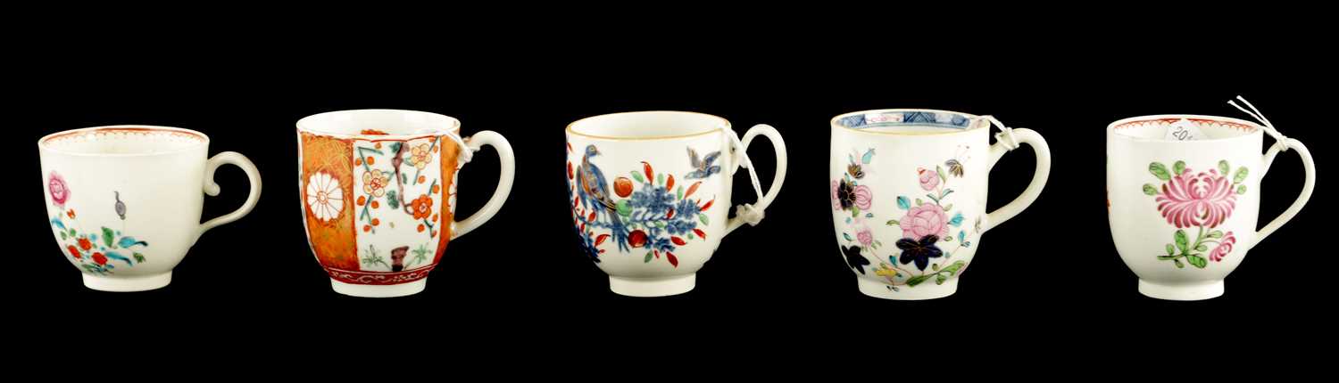 Lot 184 - A COLLECTION OF FIVE WORCESTER COFFEE CUPS OF VARIOUS PATTERNS CIRCA 1770