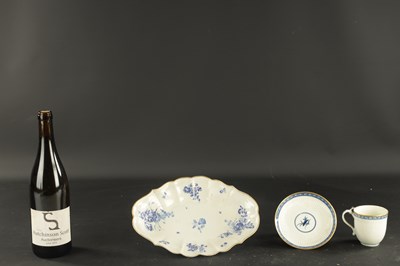 Lot 33 - A WORCESTER PORCELAIN DISH PAINTED WITH DRY BLUE FLOWERS CIRCA 1770