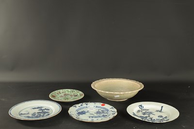 Lot 411 - A NANKING CARGO CHINESE PORCELAIN DISH