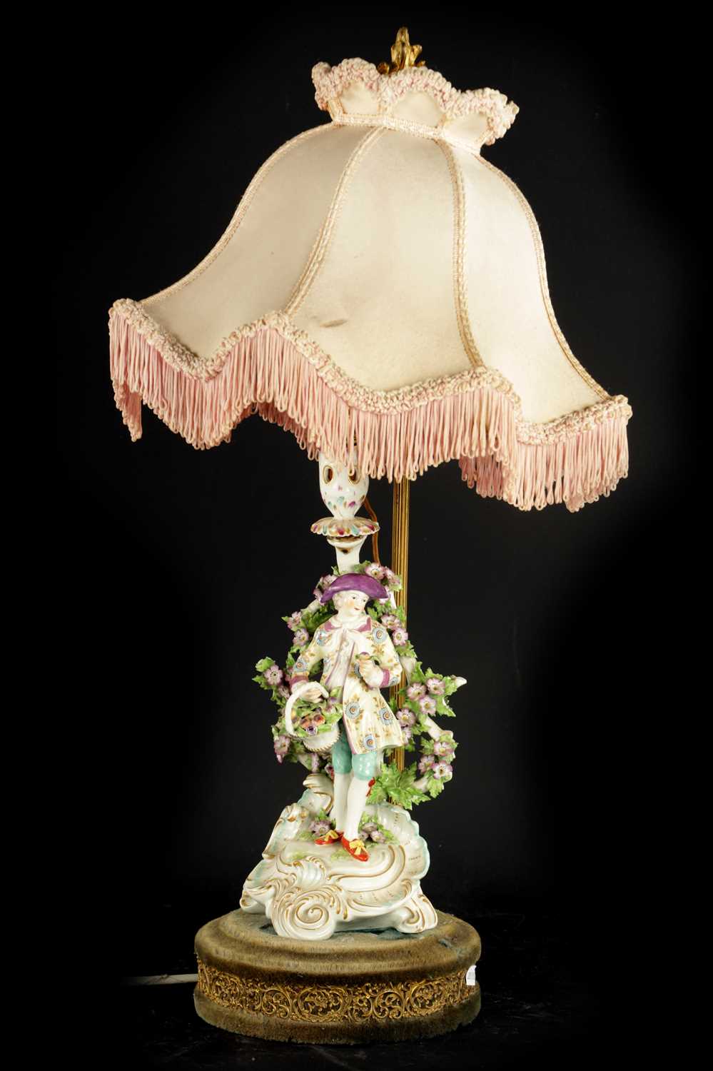 Lot A FRENCH PORCELAIN LAMP FIGURE