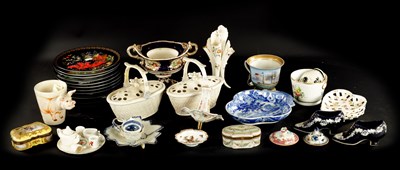 Lot 294 - A COLLECTION OF VARIOUS 19TH CENTURY CERAMICS