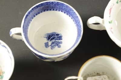 Lot 237 - A COLLECTION OF TWENTY-FIVE 19TH / 18TH CENTURY ENGLISH PORCELAIN TEA CUPS