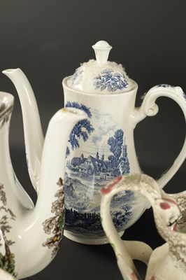 Lot 47 - A COLLECTION OF 19TH / 20TH CENTURY CHINA