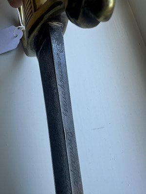 Lot 527 - A NAPOLEONIC PERIOD FRENCH INFANTRY SWORD