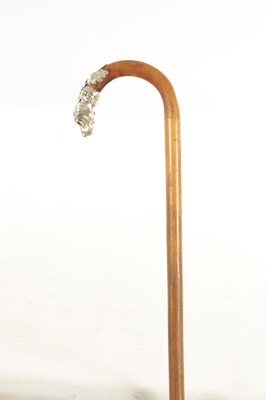 Lot 460 - A LATE 19TH CENTURY CONTINENTAL SILVER MOUNTED MALACCA WALKING STICK