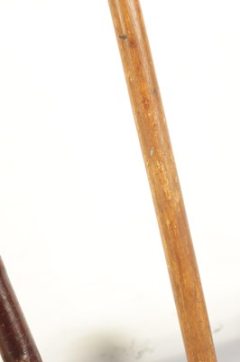 Lot 467 - AN EARLY 20TH CENTURY SILVER MOUNTED HAZEL WALKING STICK