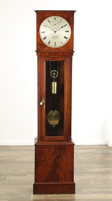 Lot 1076 - G.T. PEARSE, TROWBRIDGE. A SMALL LATE REGENCY FIGURED MAHOGANY MONTH DURATION REGULATOR CLOCK