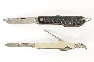 Lot 586 - A LARGE EBONISED CHEQUERED HANDLED FOLDING KNIFE BY H. ROWBOTHAM, SHEFFIELD