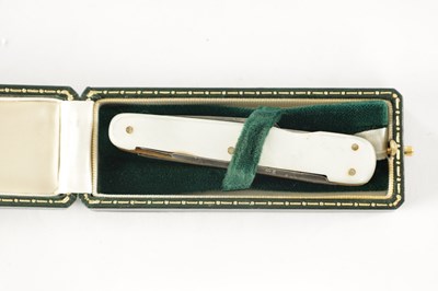 Lot 542 - TWO EARLY 20TH CENTURY MOTHER OF PEARL AND STEEL MULTI-TOOL FOLDING KNIVES