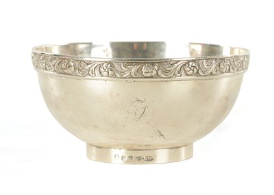 Lot 384 - A GEORGE III SCOTTISH SILVER BOWL