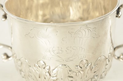 Lot 391 - A CHARLES II SILVER PORRINGER