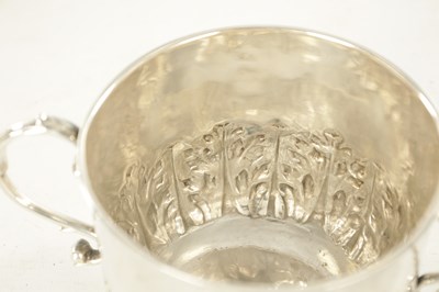 Lot 391 - A CHARLES II SILVER PORRINGER