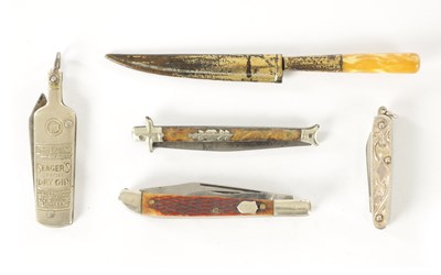 Lot 517 - A COLLECTION OF MINIATURE FOLDING KNIVES